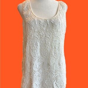 Cabi tops white cotton tank size medium in excellent condition